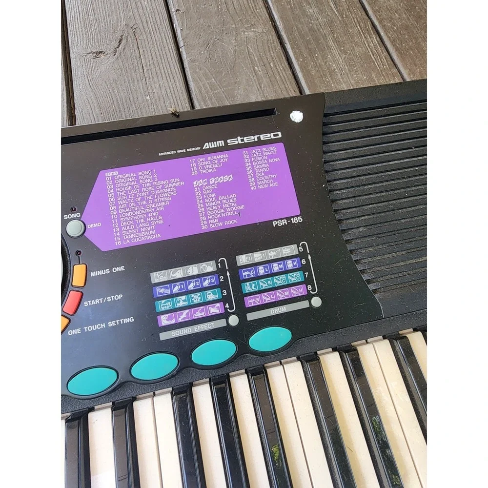 Vintage Yamaha PSR 185 Advanced Wave Memory Portable Keyboard Piano 61 Keys